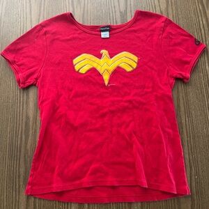 Vintage Wonder Woman tee size large